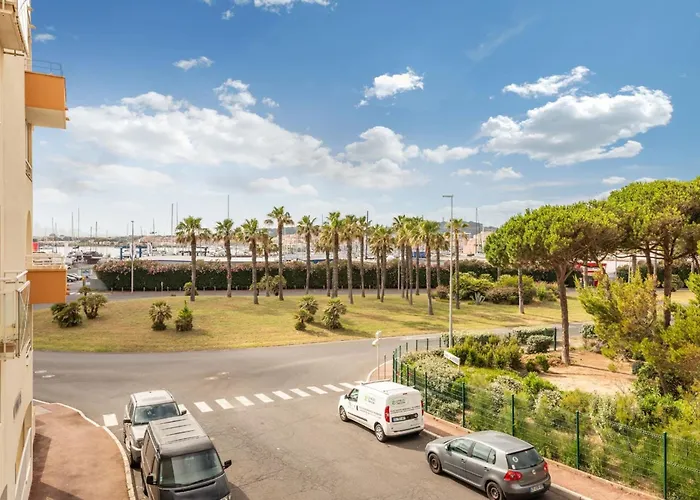 Appartamento Marina Bay Moderno A 100 M Dalla La Conque *